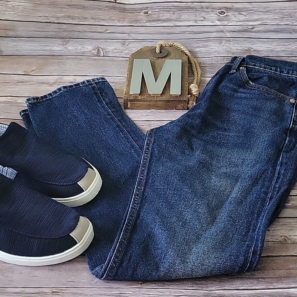 Levi's 502 dark wash regular taper sample jeans with 32.25" inseam